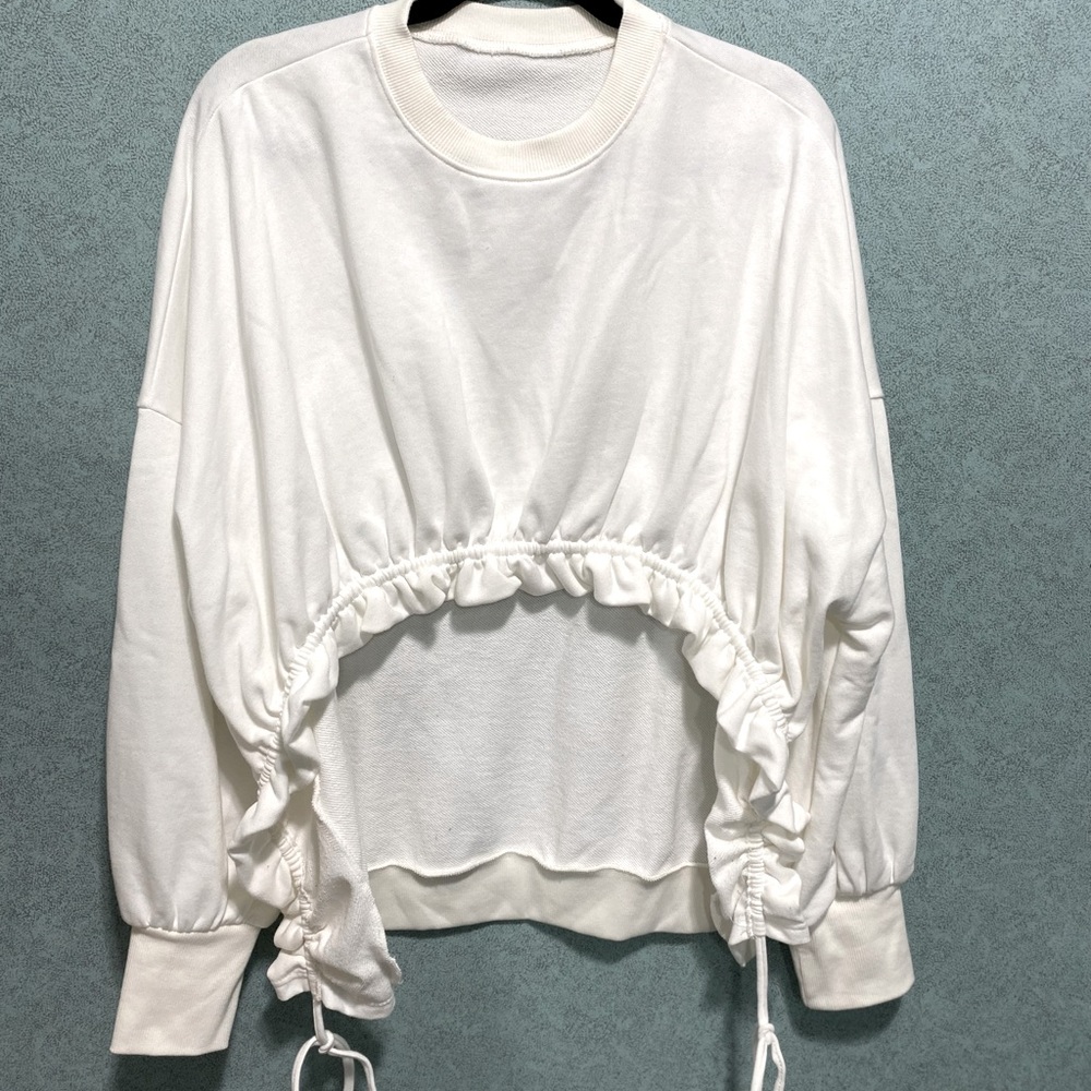 HIGH LOW- sweatshirt. NEVER WORN